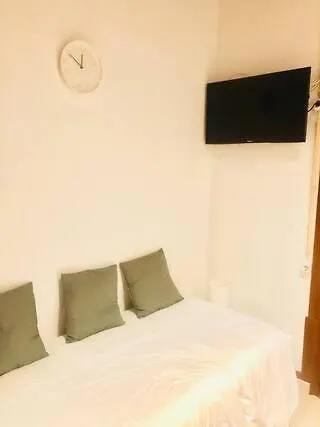 Private 103 In Da Fonte Hostel
